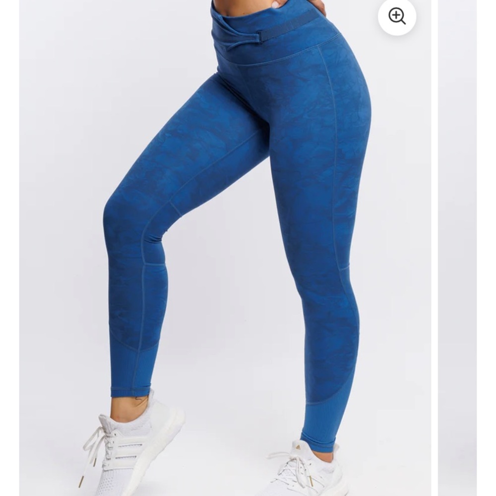 ECHT BOOST LEGGINGS- Blue (L)